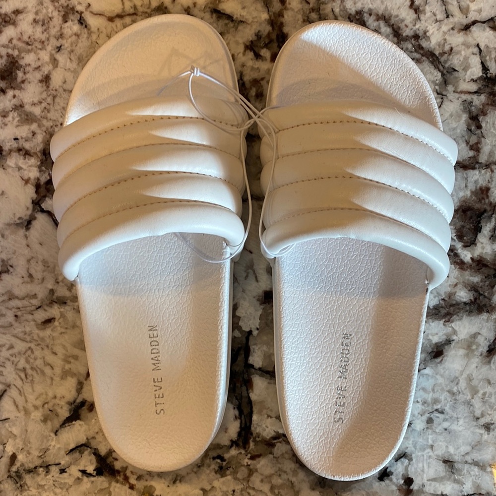 Steve Madden sandal